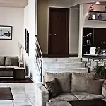 Ahilion Szálloda 3*